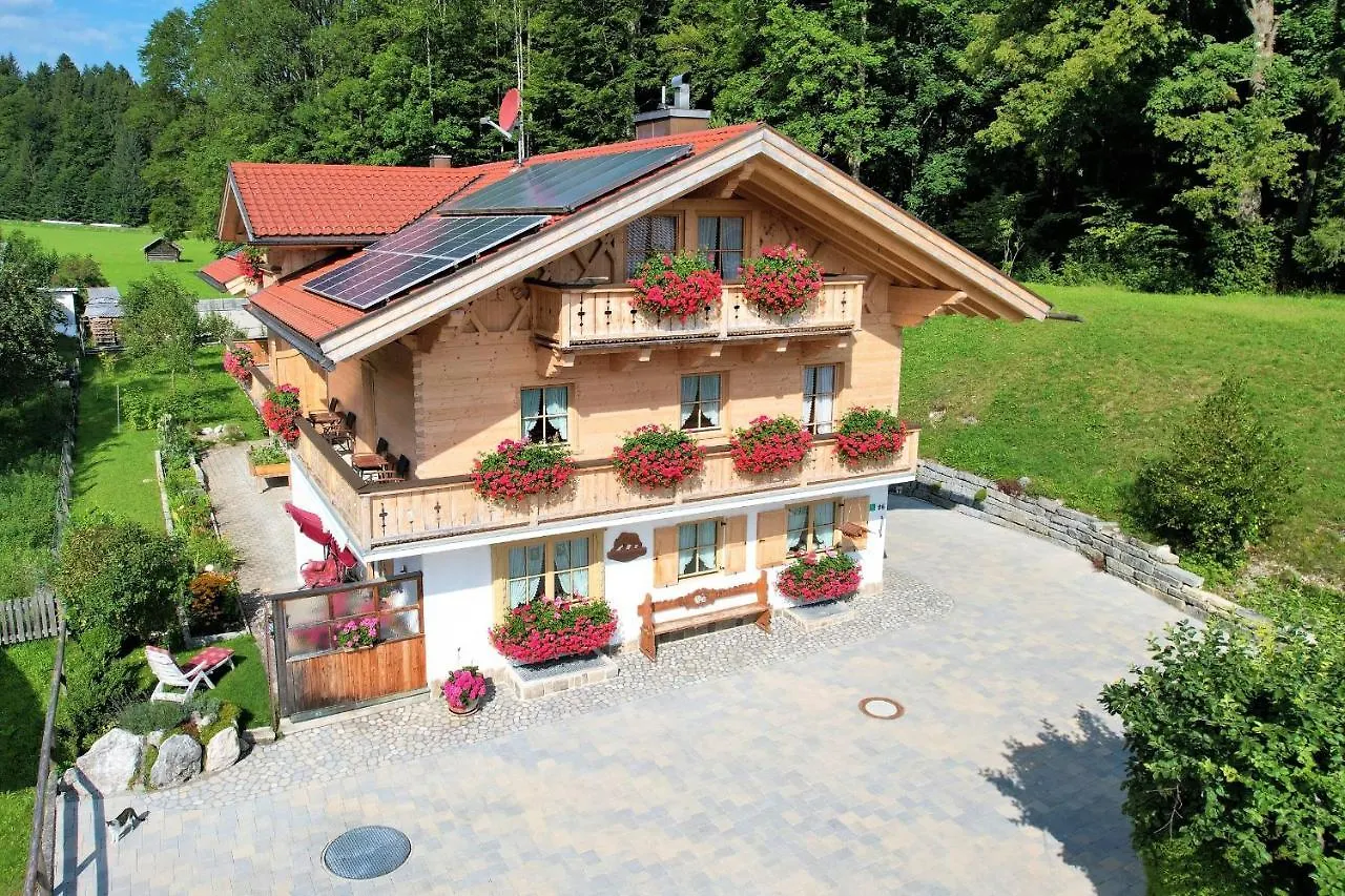 Ferienwohnungen Pfanzelter Grainau Apartment