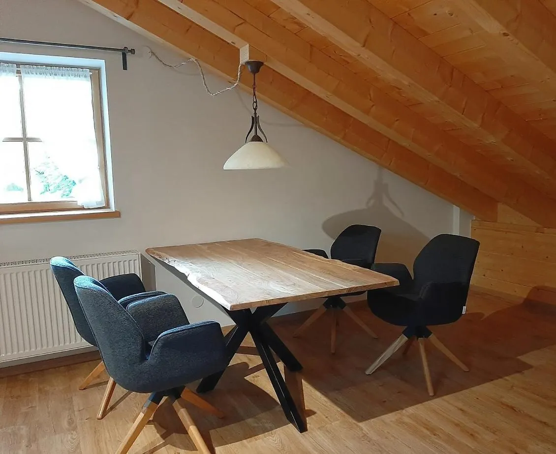 Ferienwohnungen Pfanzelter Grainau